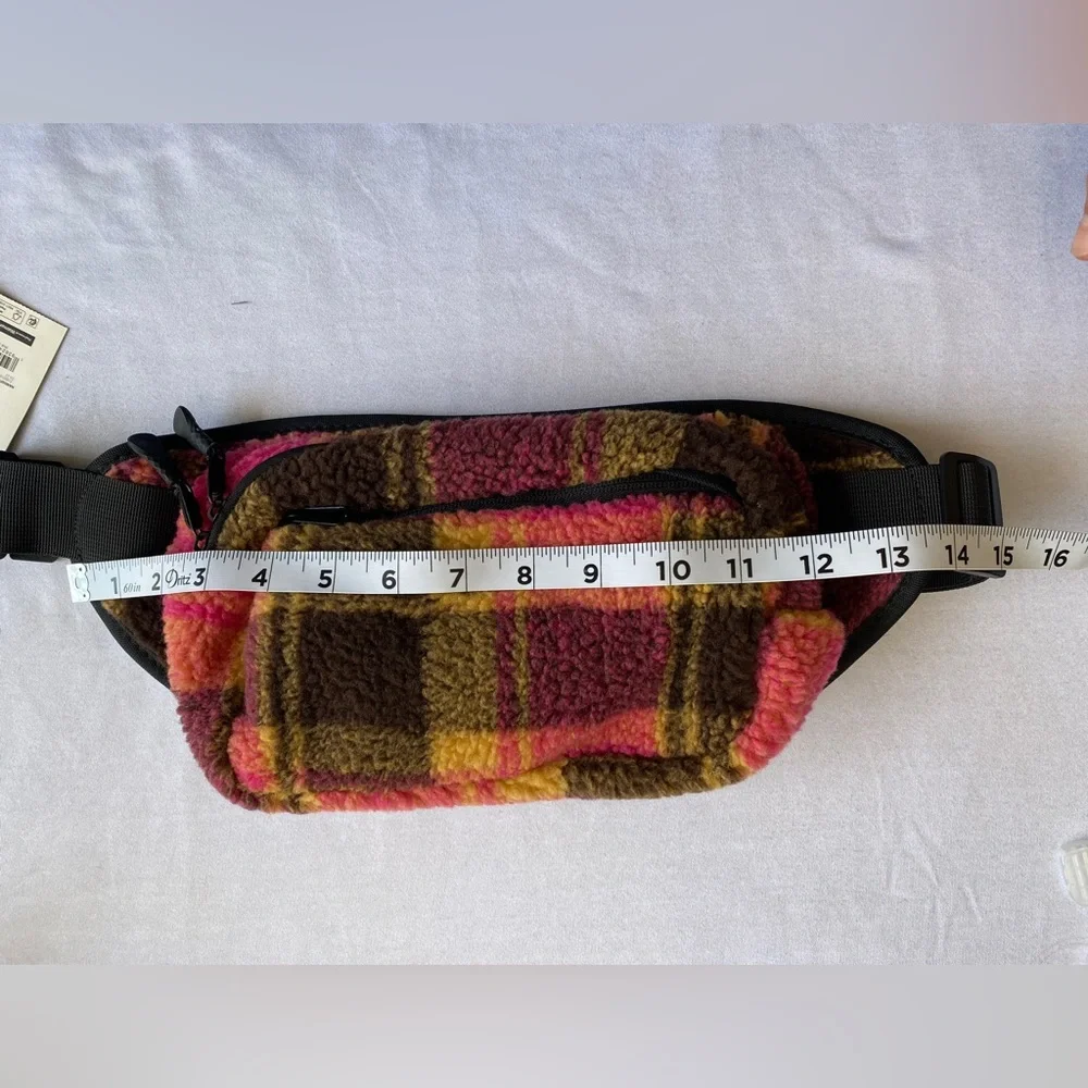 Women’s hands‎ free rectangular fanny pack pink plaid